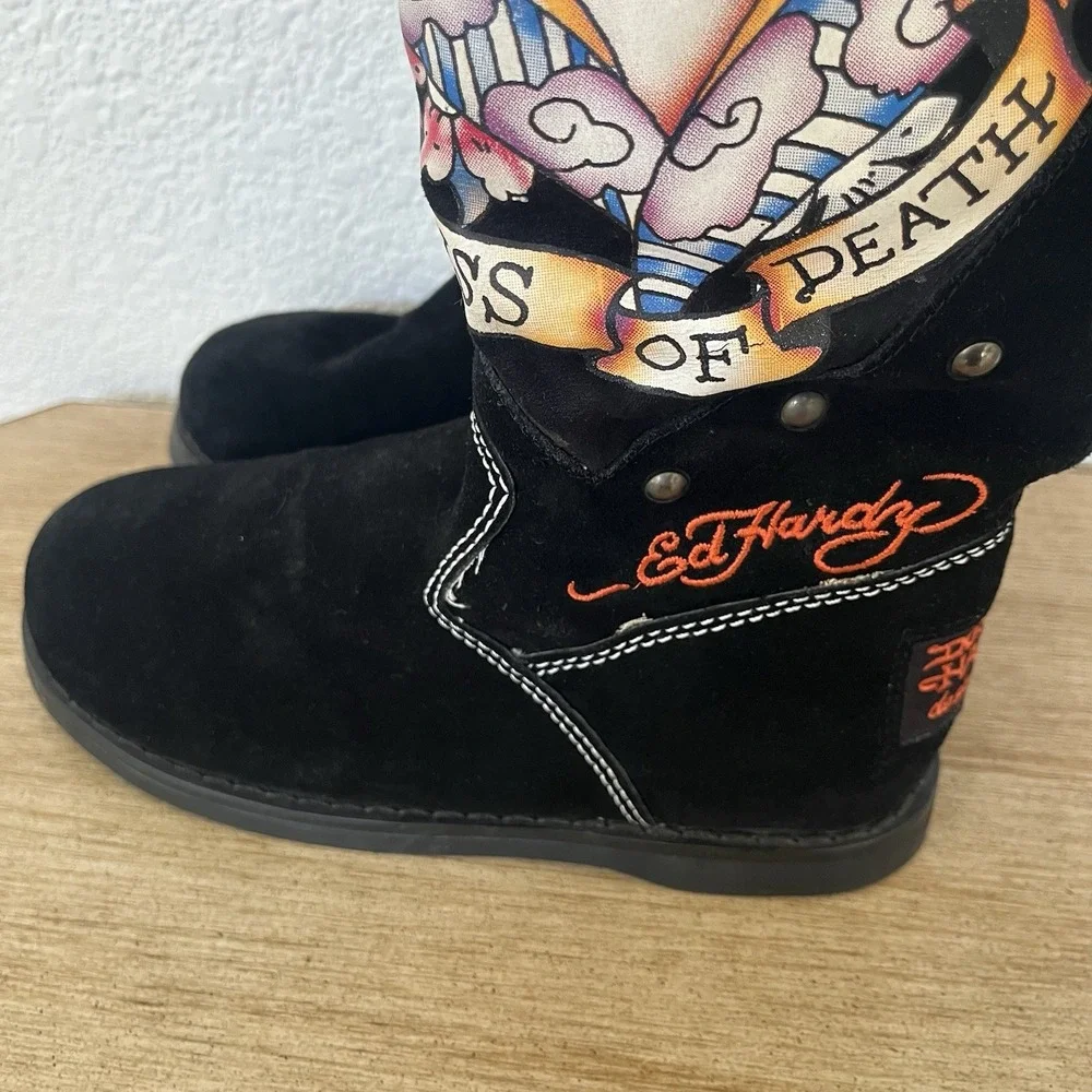 Vintage Ed Hardy Womens 5 Tall Black Suede Geisha Studded Boots Y2K Tattoo Rare